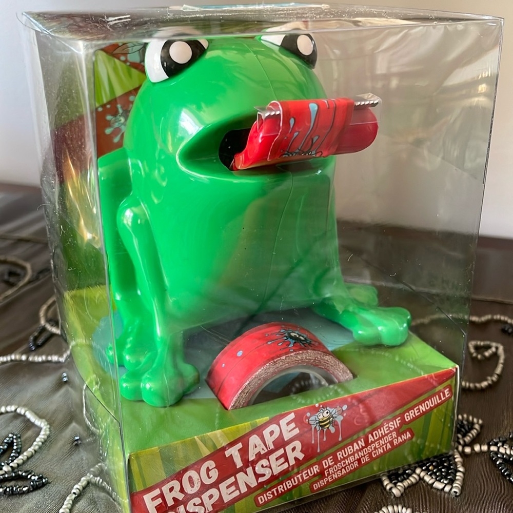 Brand new frog tape dispenser